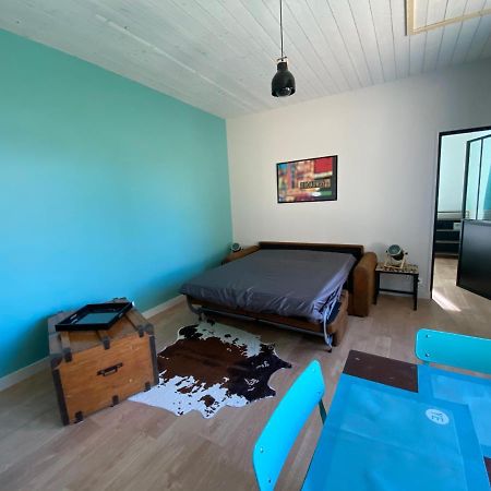 Port-Joinville Old School - Chambres D Hotes - Ile D Yeu מראה חיצוני תמונה